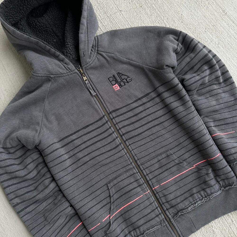 Vintage Y2K BillaBong Skateboarding Hoodie